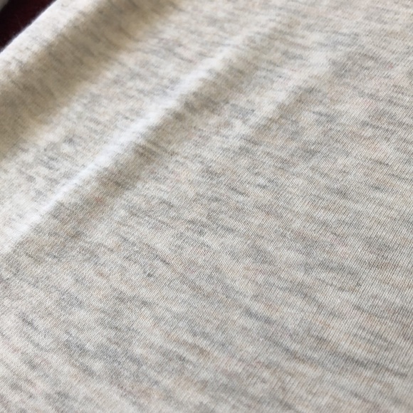 William Rast long sleeved t L - Picture 4 of 6